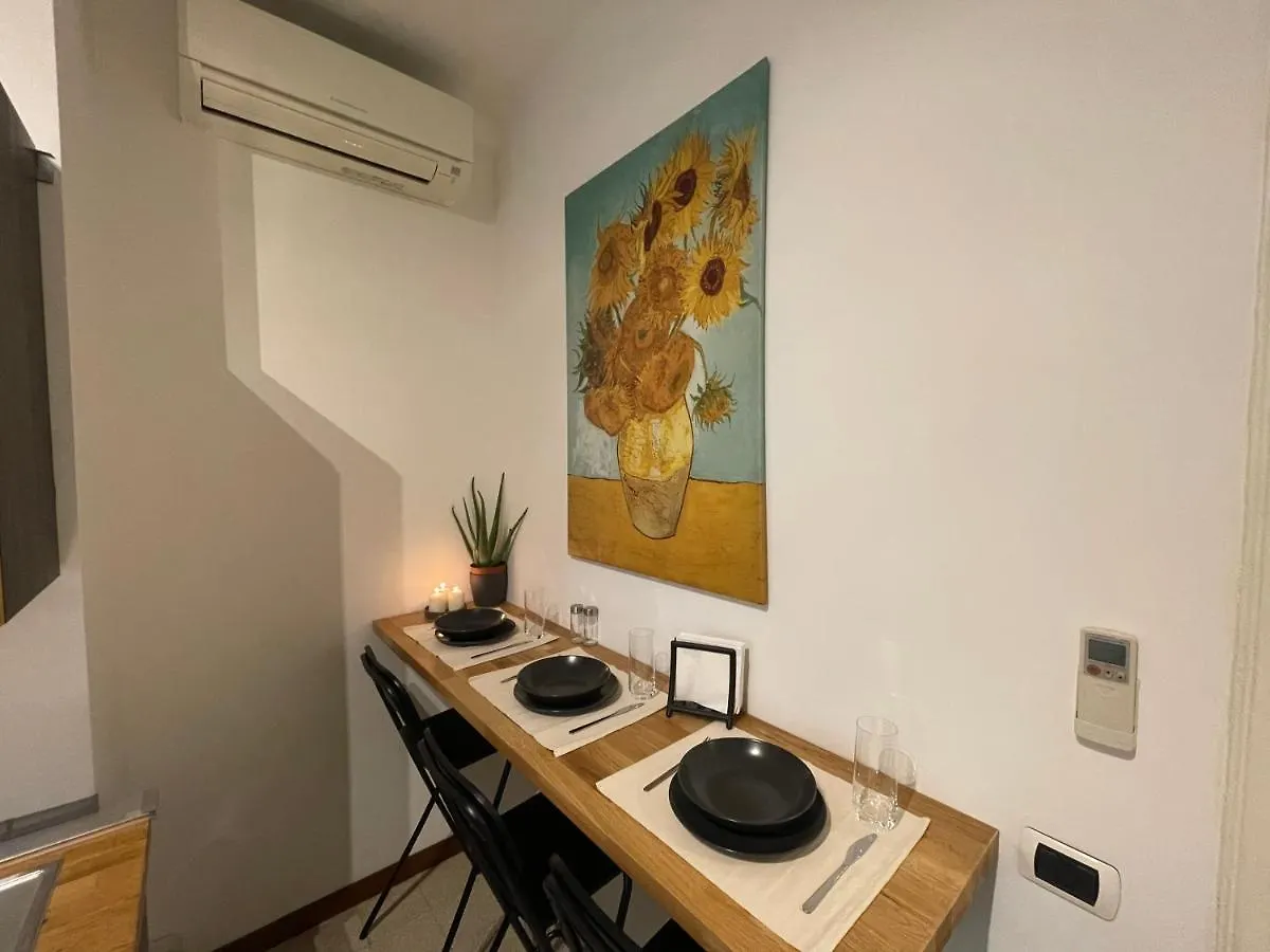 C&Y Apartments - Roma Prati - Luxury Double Studio With Kitchen 0*, Rome